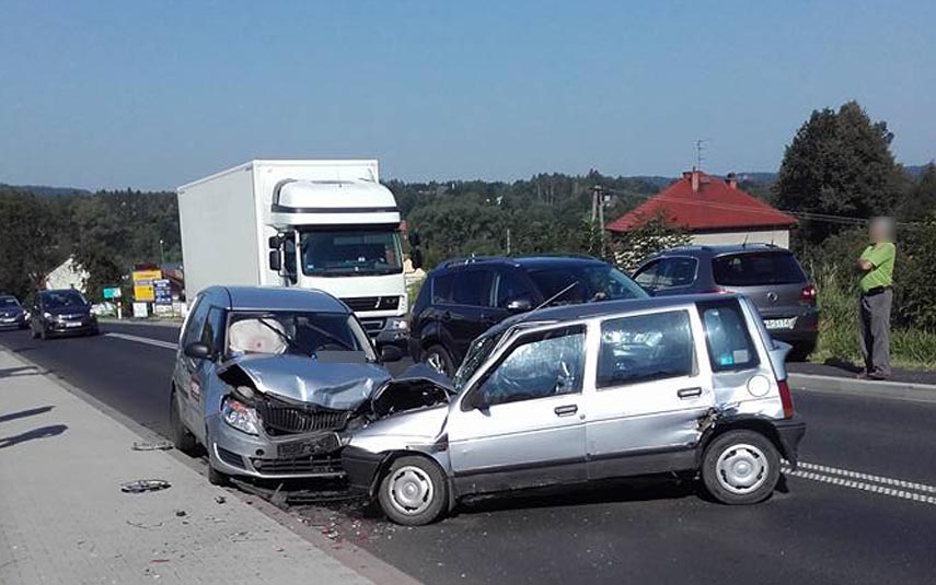 Wypadek na krajówce w Brodach. Poszkodowana jedna osoba