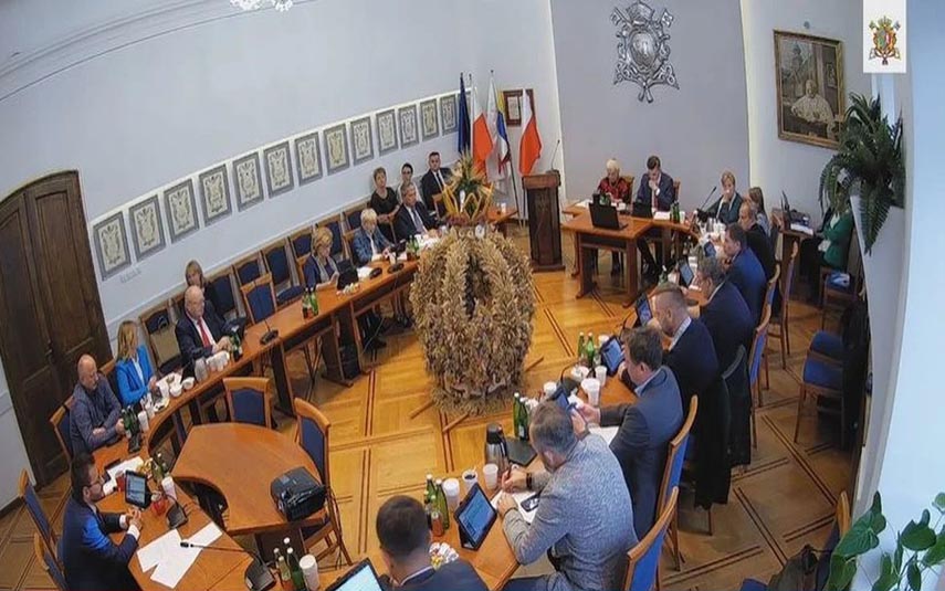 Przed wyborami nie będzie sesji o odwołanie przewodniczącego Rady Miejskiej w Wadowicach