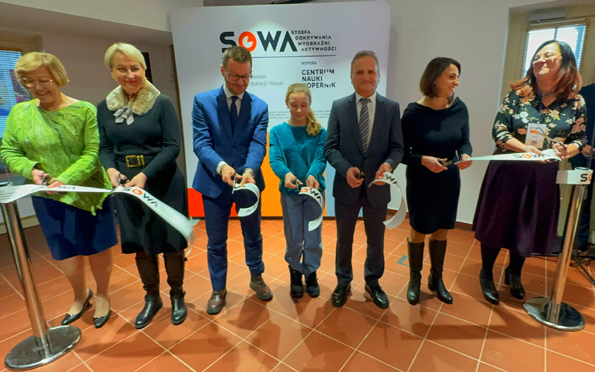 SOWA i odremontowany budynek dworca kolejowego w Wadowicach oficjalnie otwarte