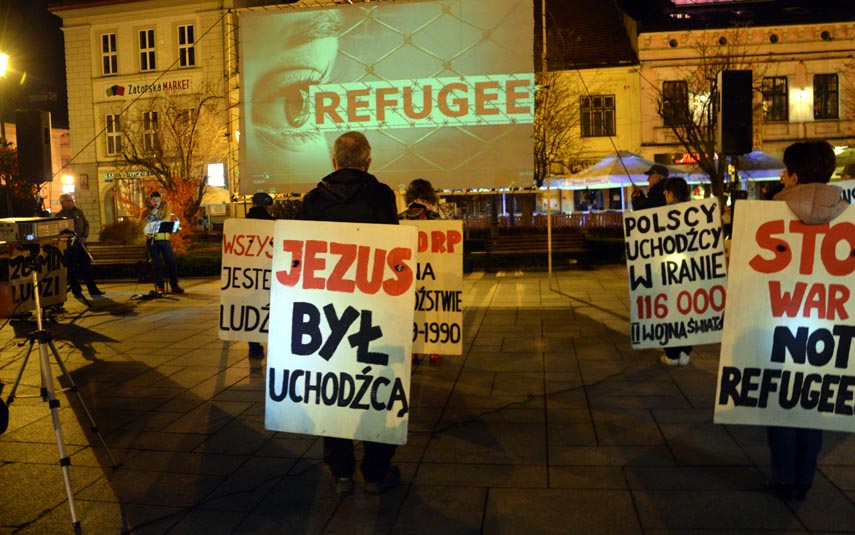 KOD protestował na wadowickim rynku: &quot;Jezus też był uchodźcą&quot;