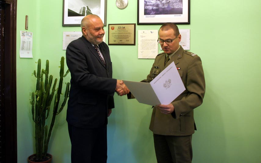 Ministerstwa Obrony Narodowej wysłało do tej szkoły list gratulacyjny