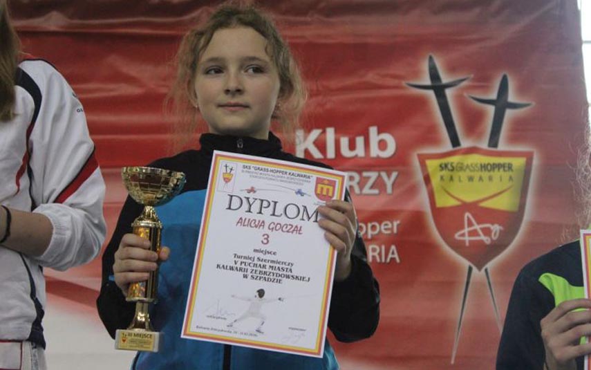 11-letnia Alicja z Przytkowic mistrzynią Polski w szpadzie sportowej