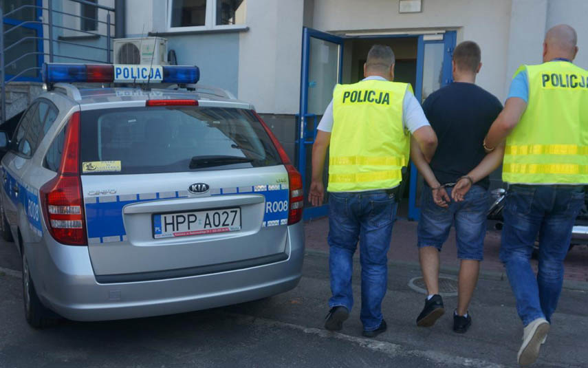 W Andrychowie zatrzymano poszukiwanych złodziei ze Śląska. Kradli gry komputerowe