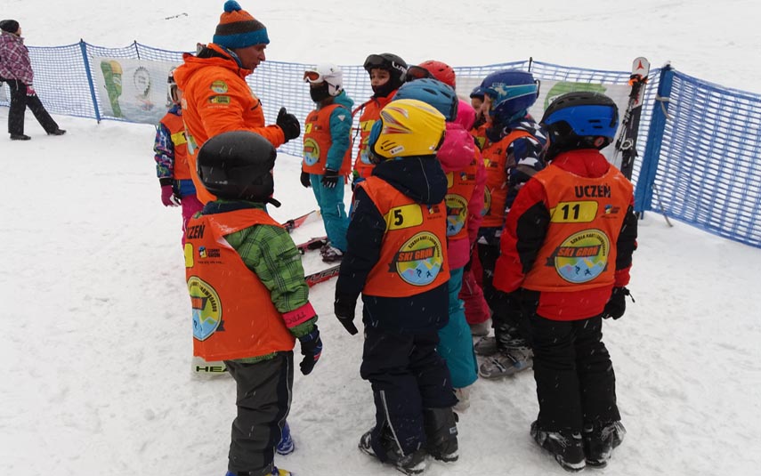 W Wieprzu rekordowa ilość dzieciaków uczy się narciarstwa