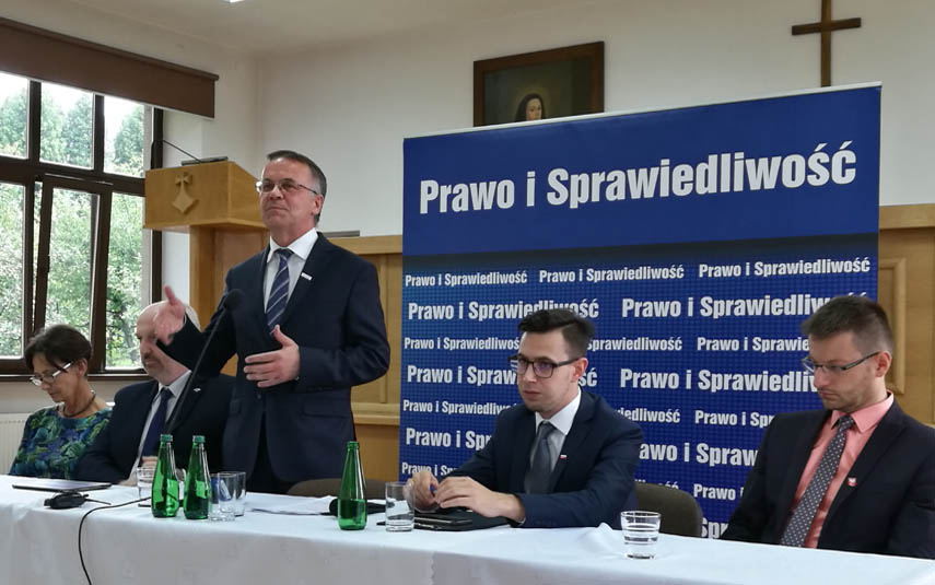 Wiceminister Jarosław Sellin spotkał się z mieszkańcami Wadowic
