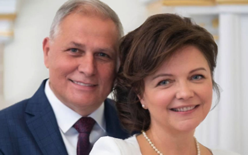 Burmistrz Andrychowa pochwalił się świeżo poślubioną żoną