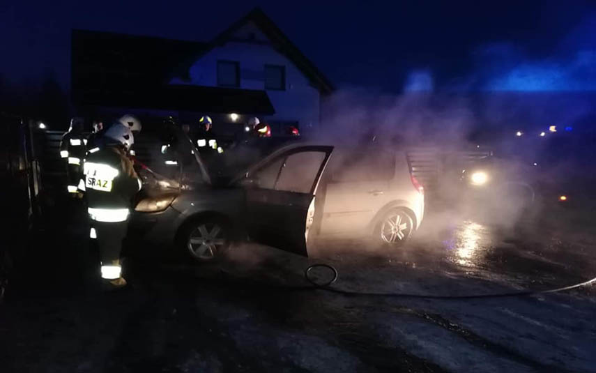 Pożar samochodu w Łękawicy