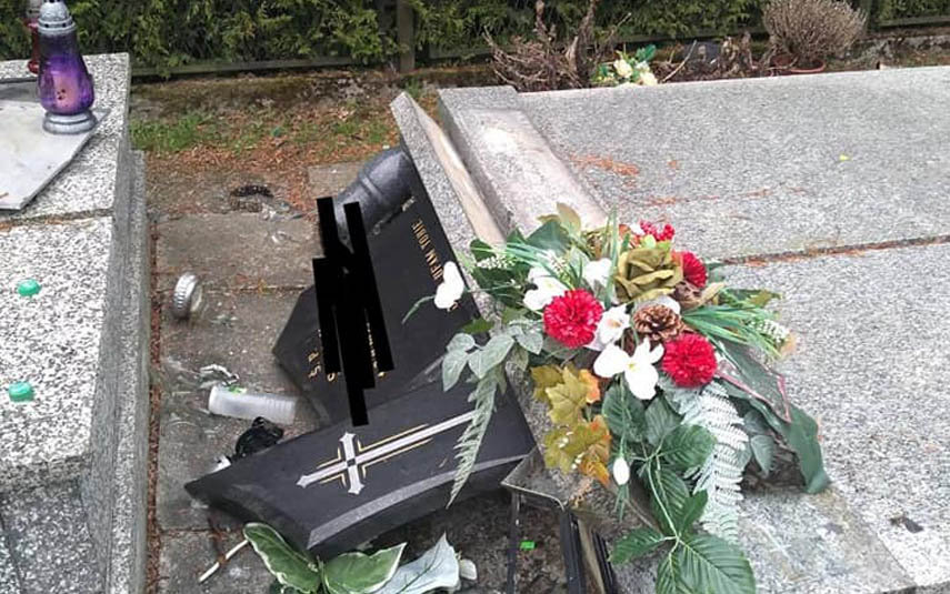 Wandalizm na cmentarzu w Wysokiej. Ktoś zniszczył pomniki