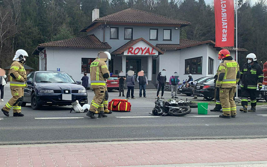 Wypadek z udziałem motocyklisty na krajówce w Barwałdzie