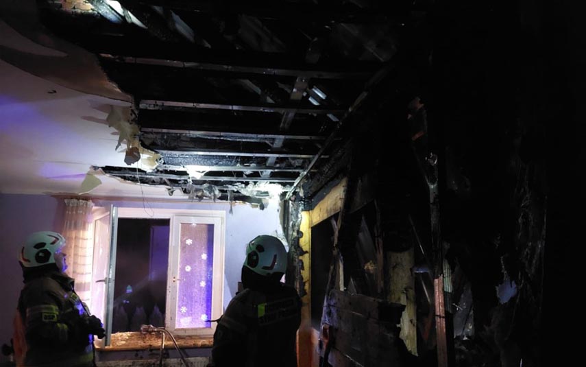 Dwie rodziny ucierpiały w pożarach jednego domu. Ruszyły zbiórki